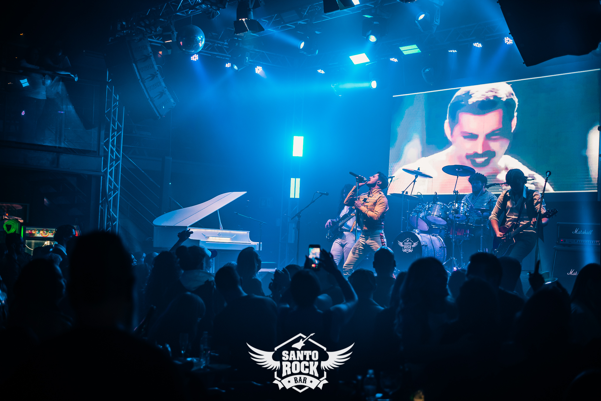 Special Queen / Crazy Mary