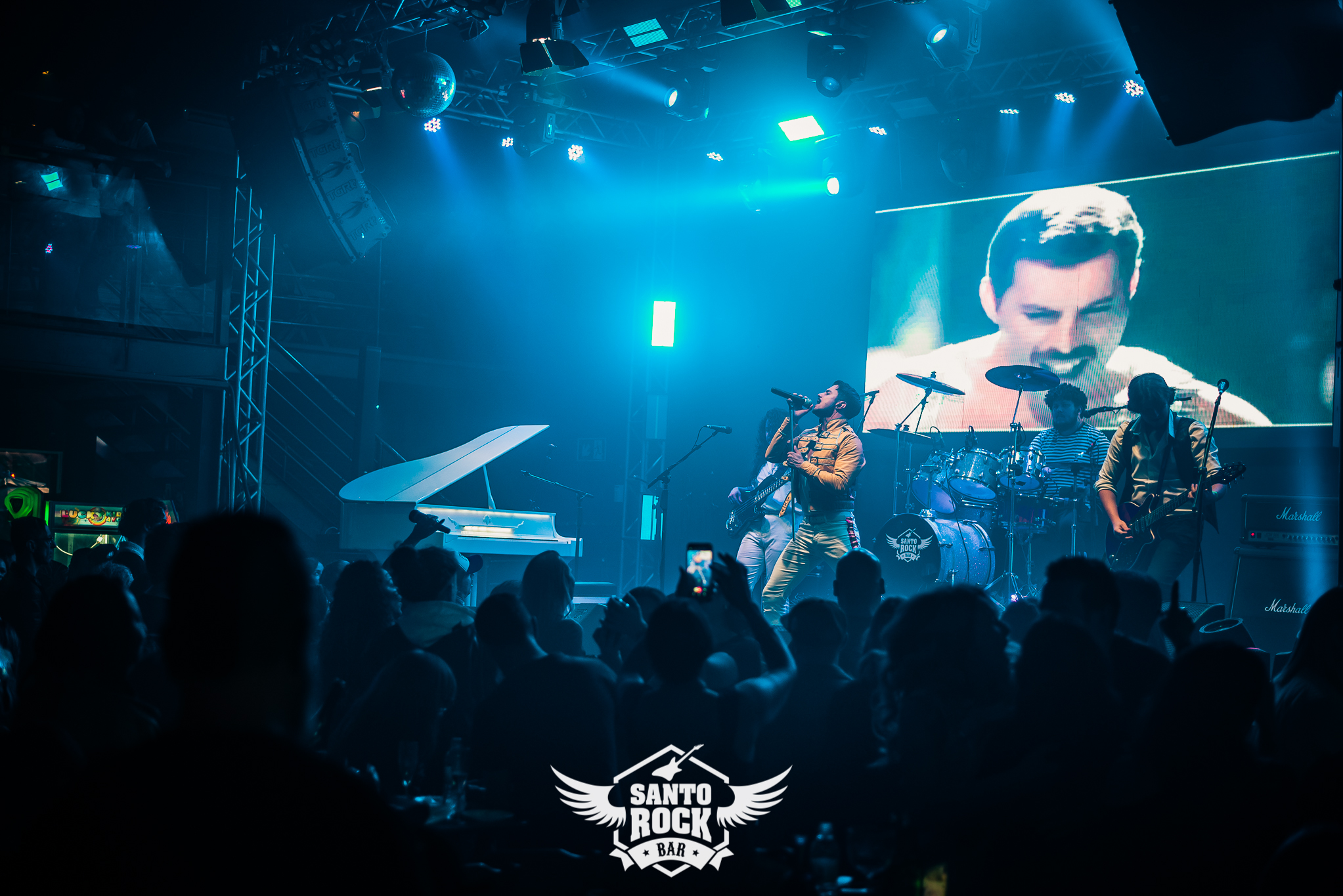 Special Queen / Crazy Mary