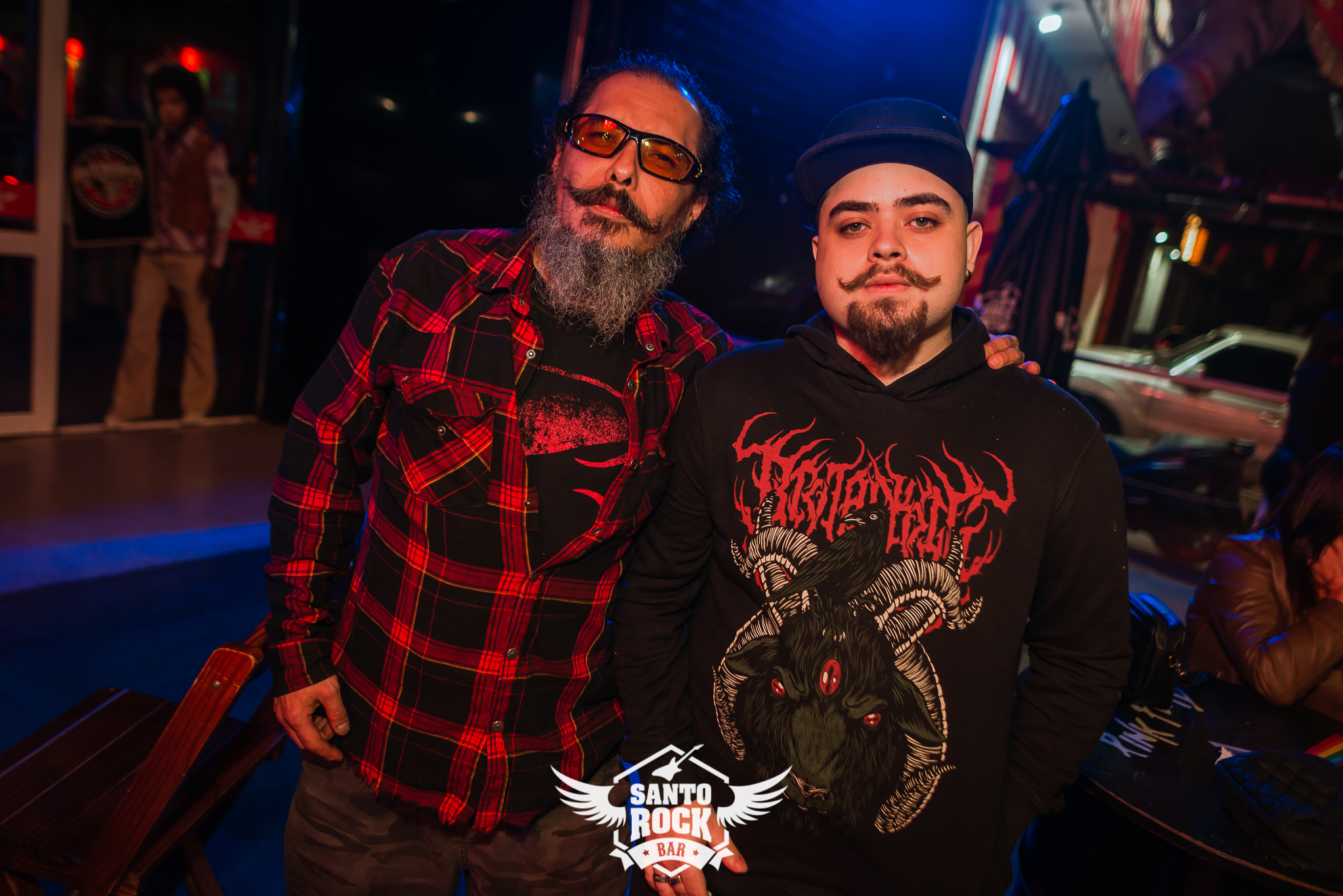 Use Yours Guns / Big Gun