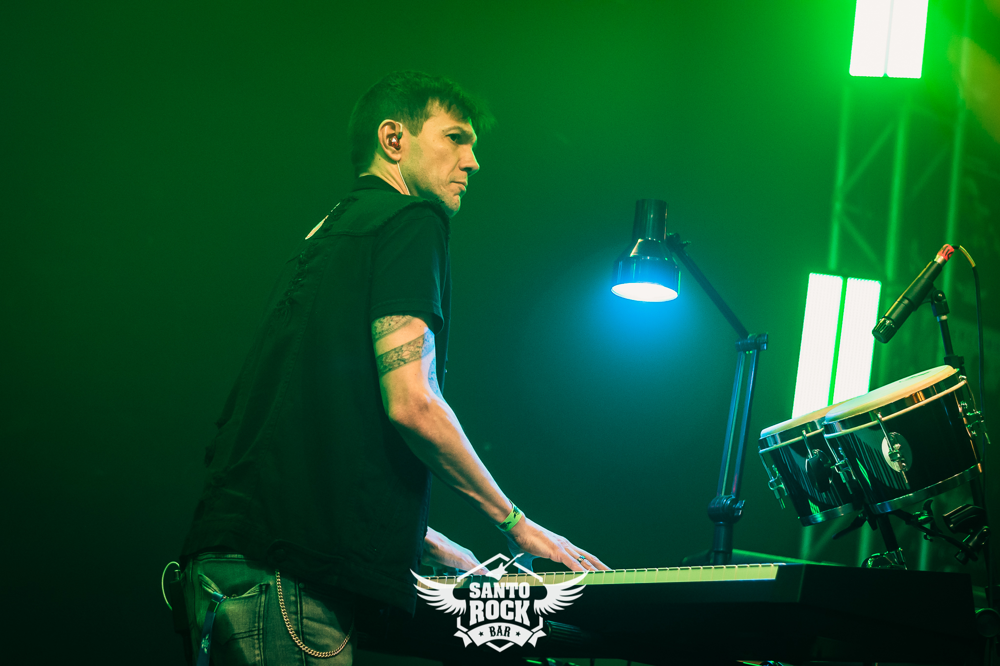 Use Yours Guns / Big Gun