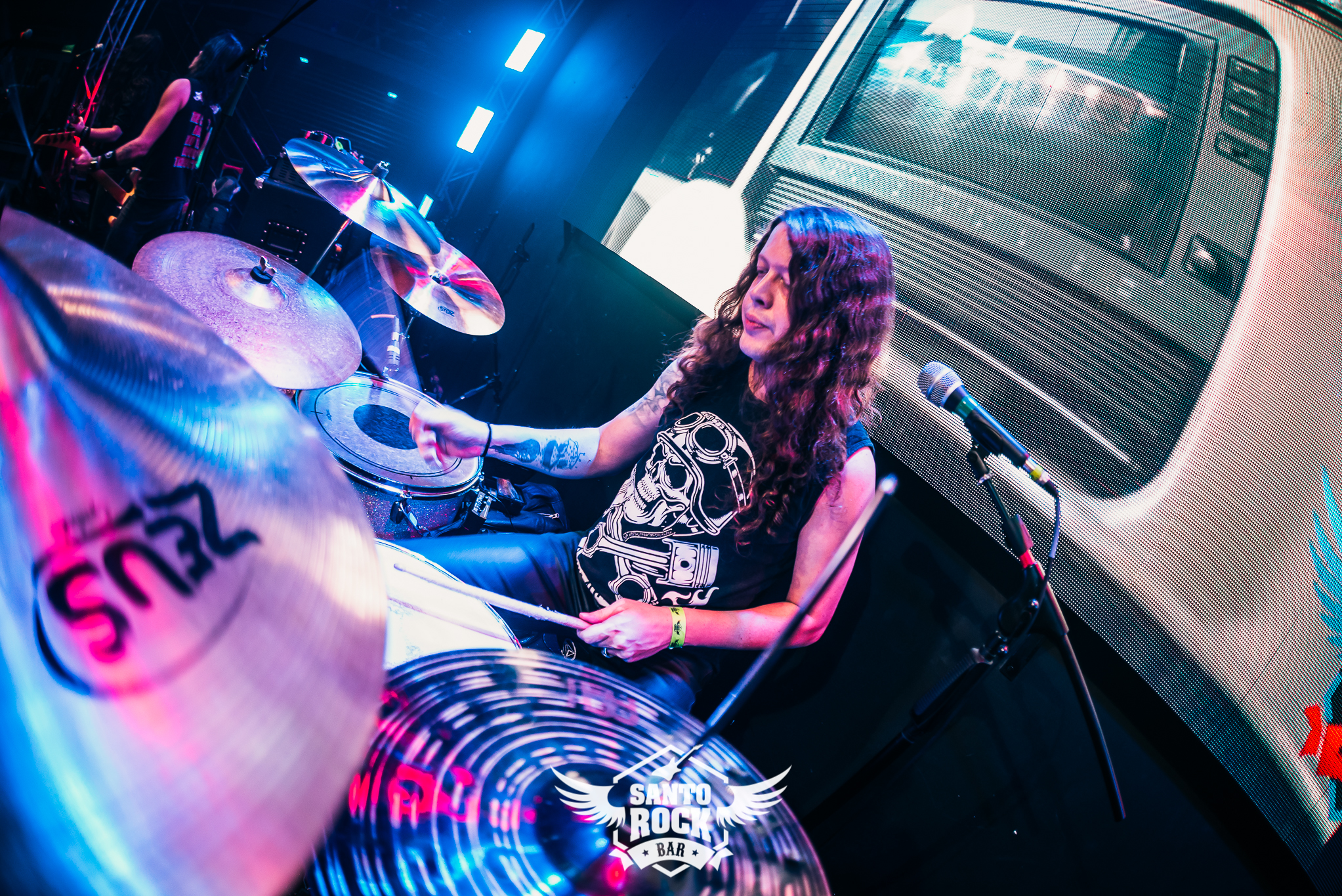 Use Yours Guns / Big Gun