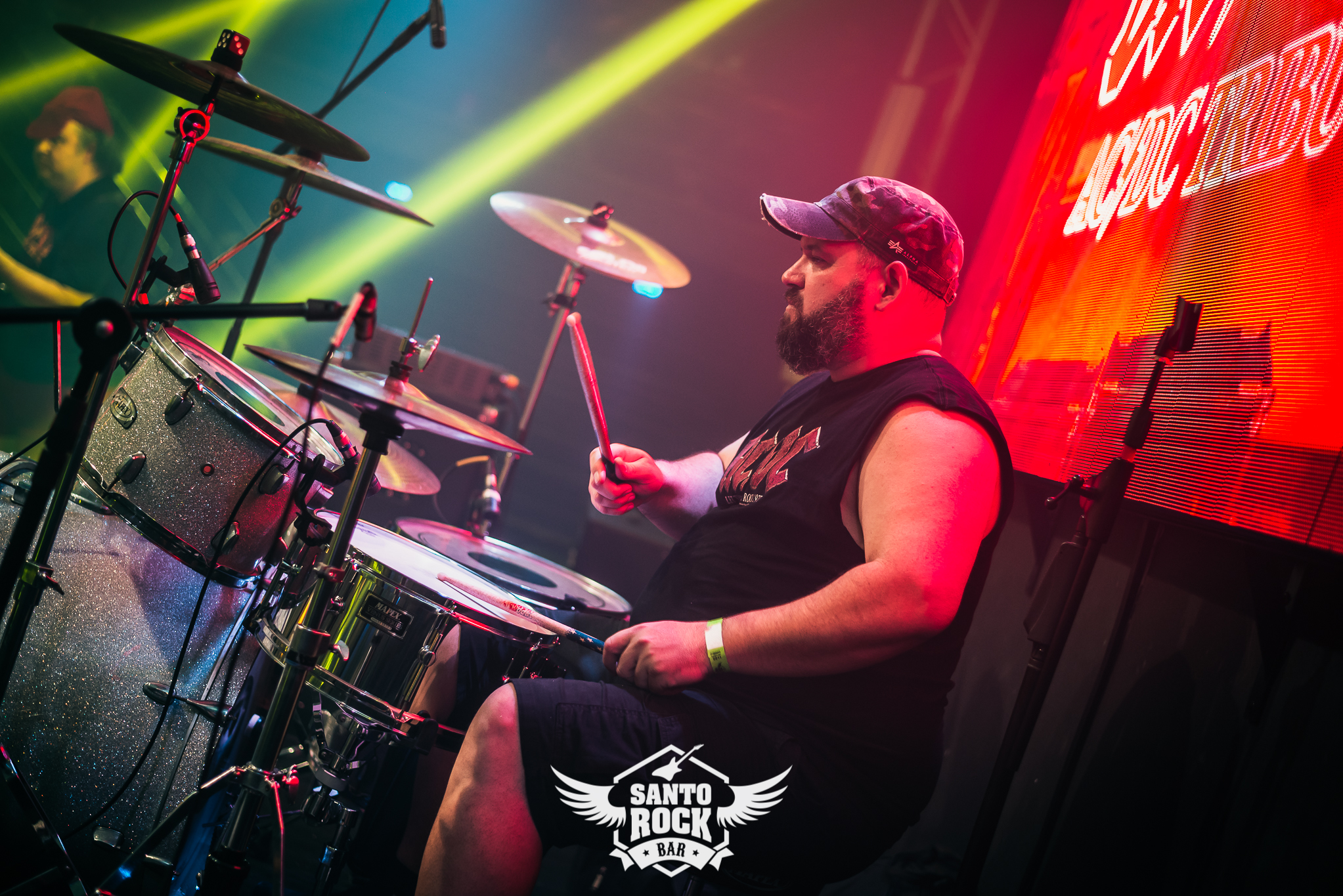 Use Yours Guns / Big Gun