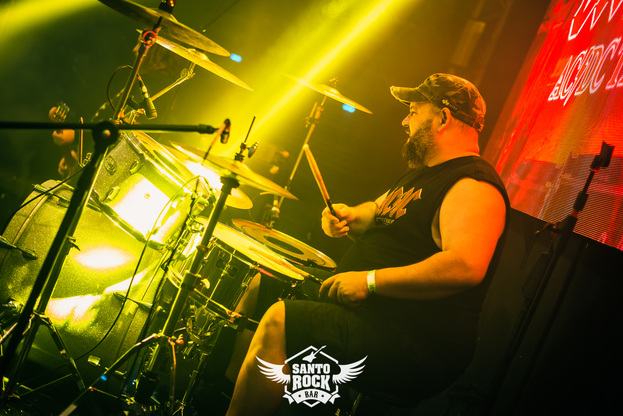 Use Yours Guns / Big Gun