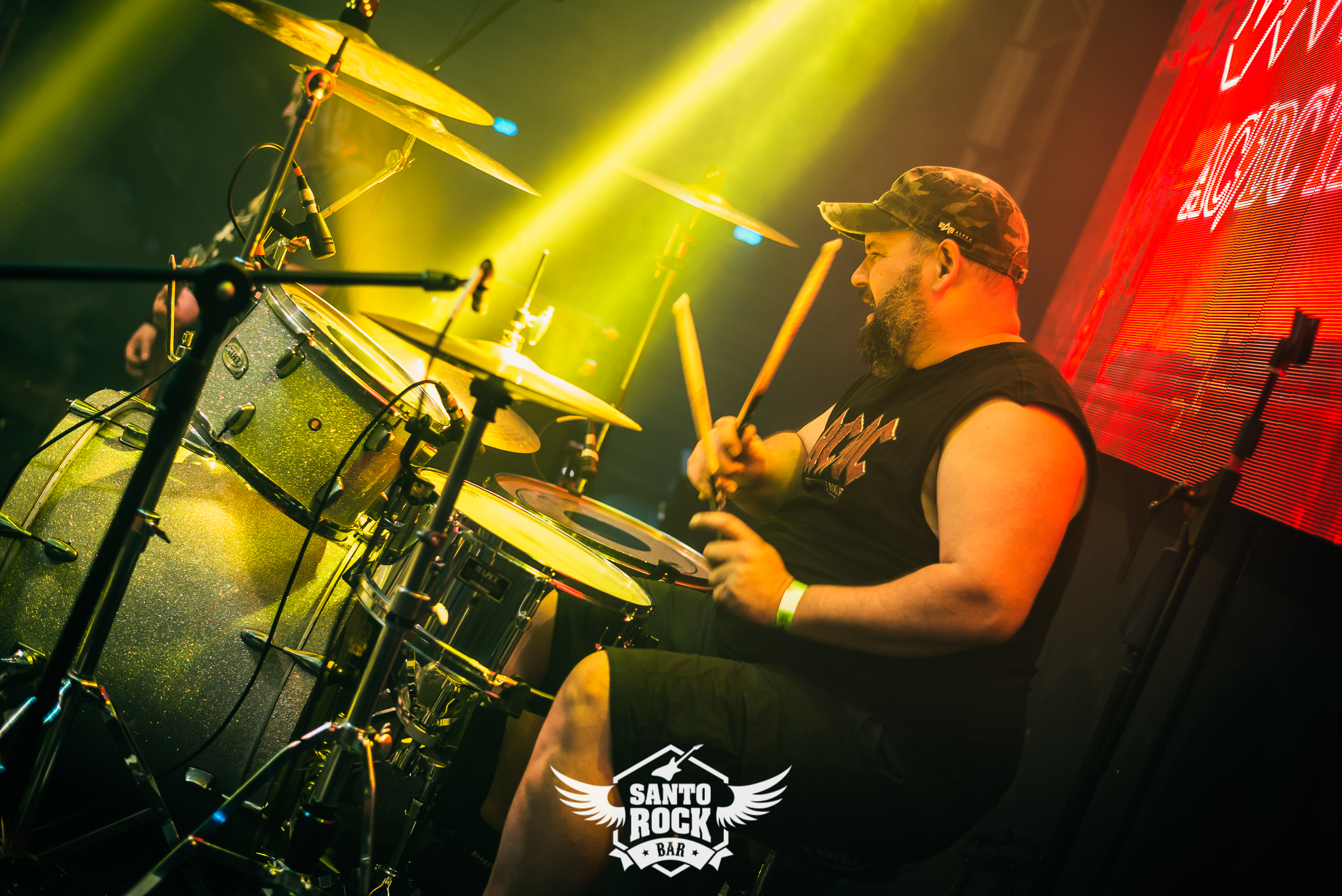 Use Yours Guns / Big Gun