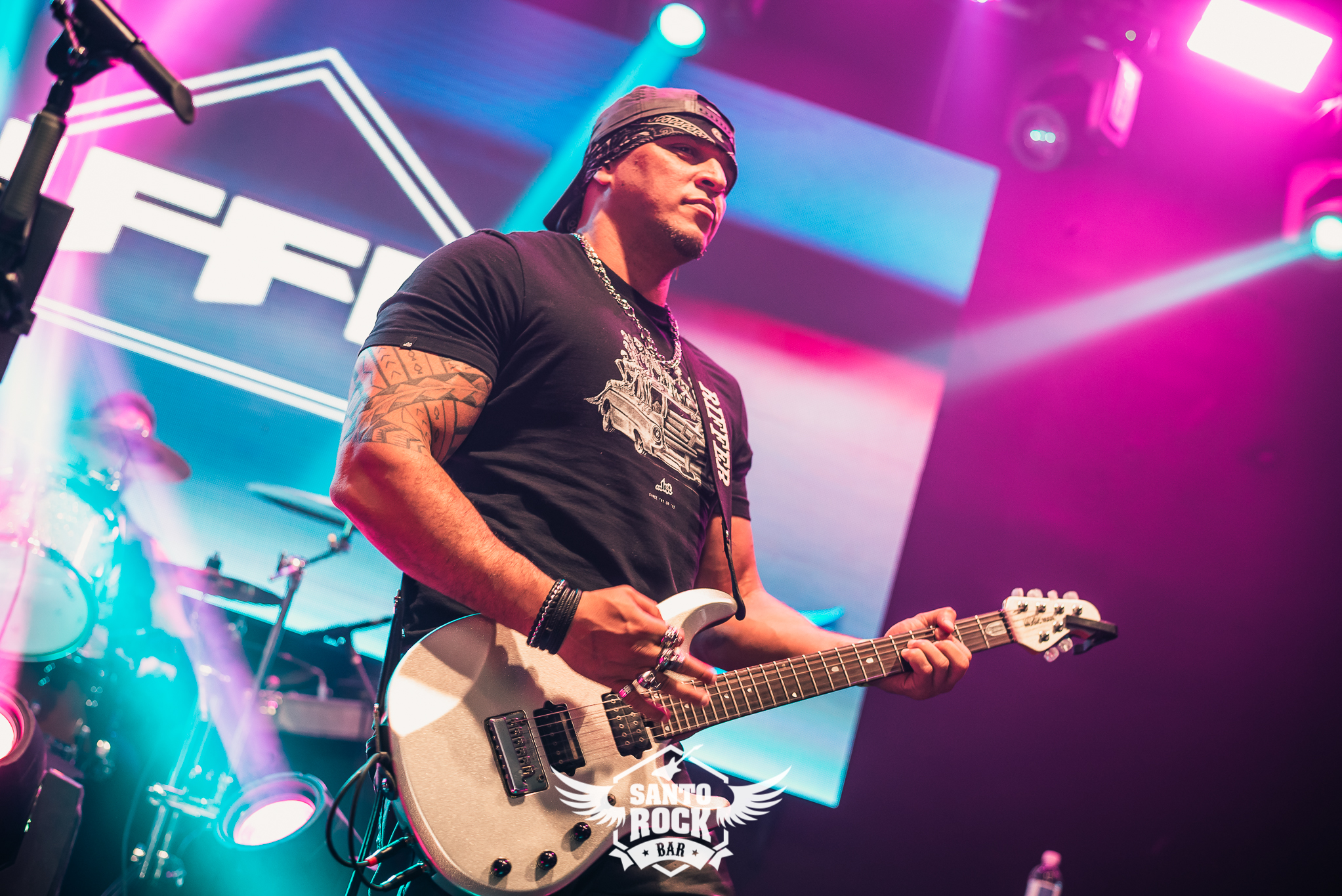 Riffer / Still of The Night