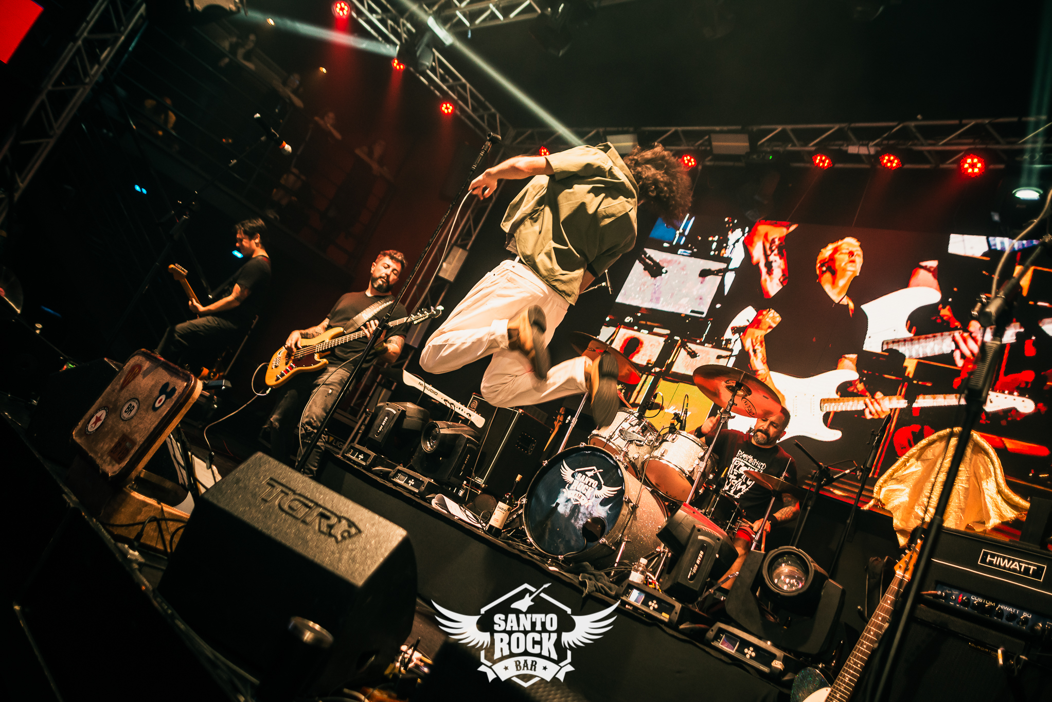 Foo Fighters Cover Brasil / Blaymorphed