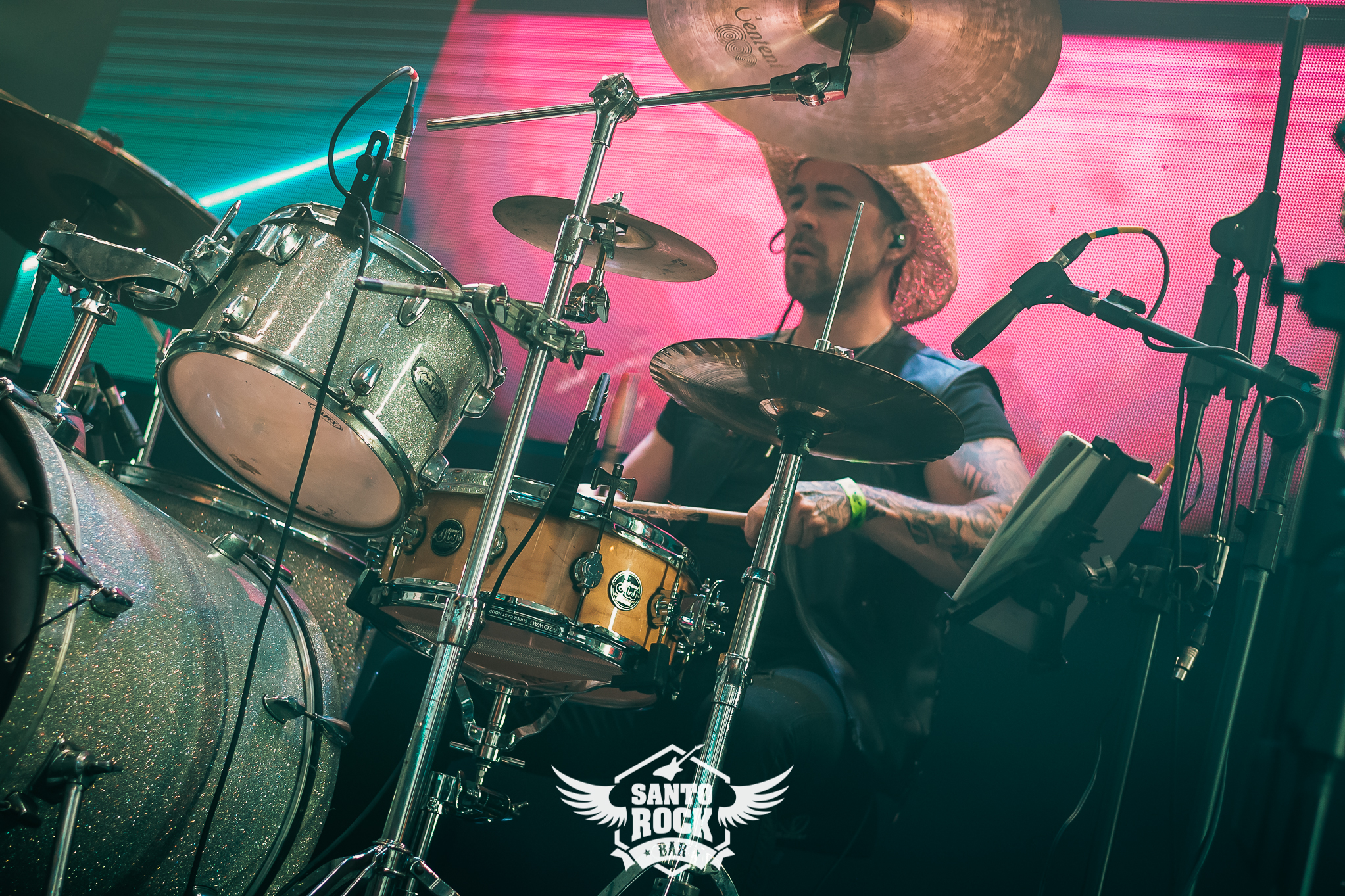 Santo Rock 9 anos: Kaleidoscope/ Cinner/The Lords