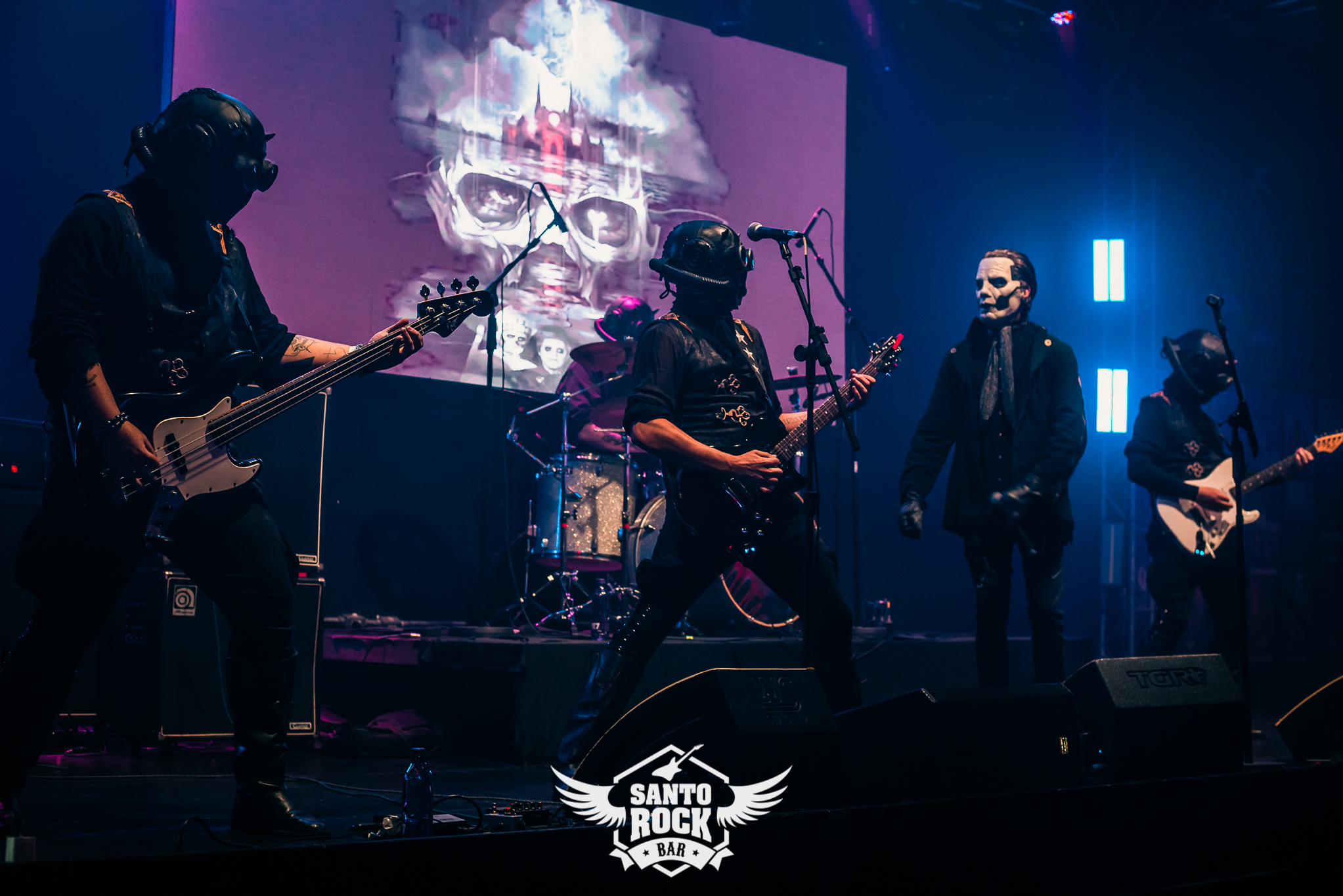 Ghost Cover/ D.A.O.S