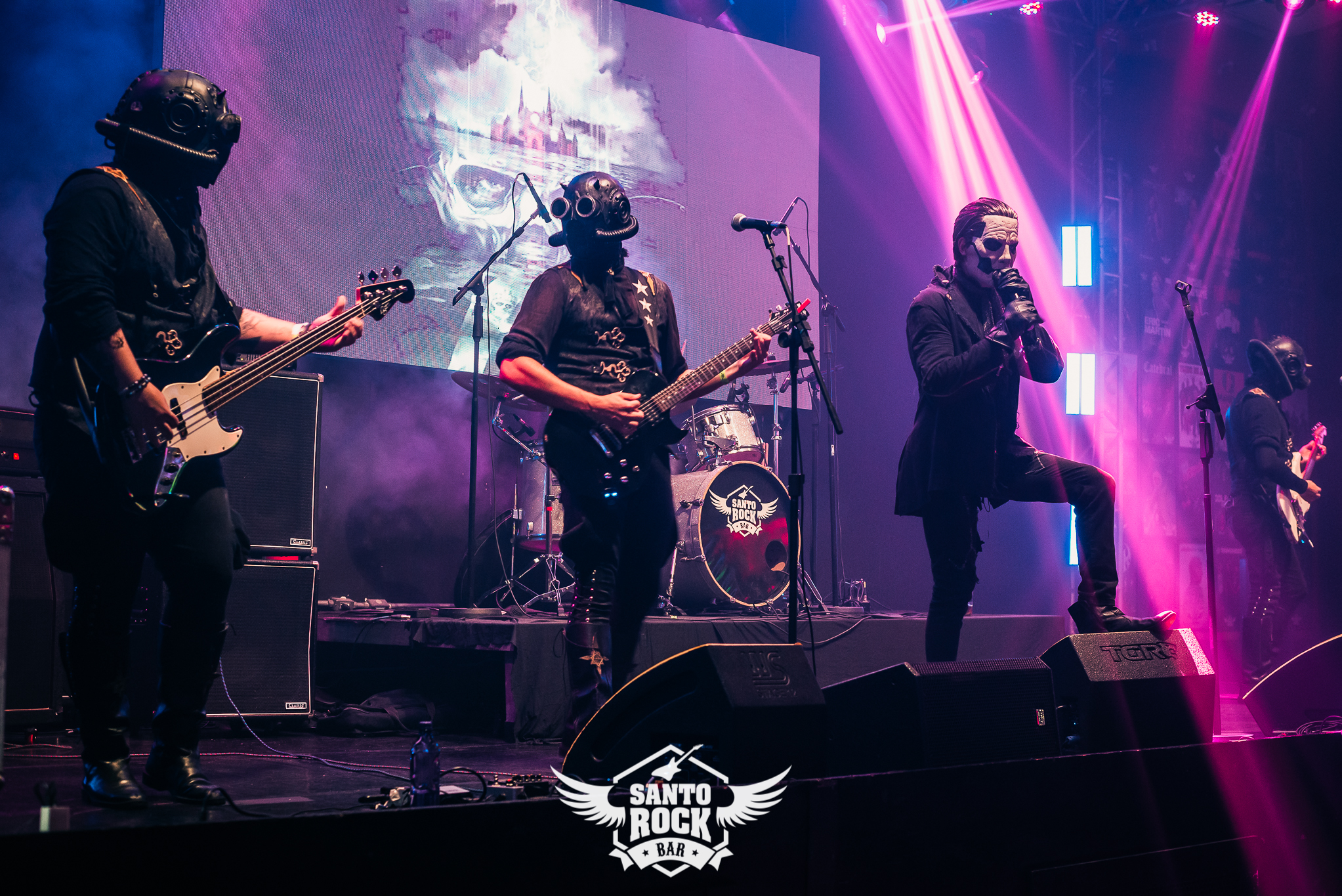 Ghost Cover/ D.A.O.S