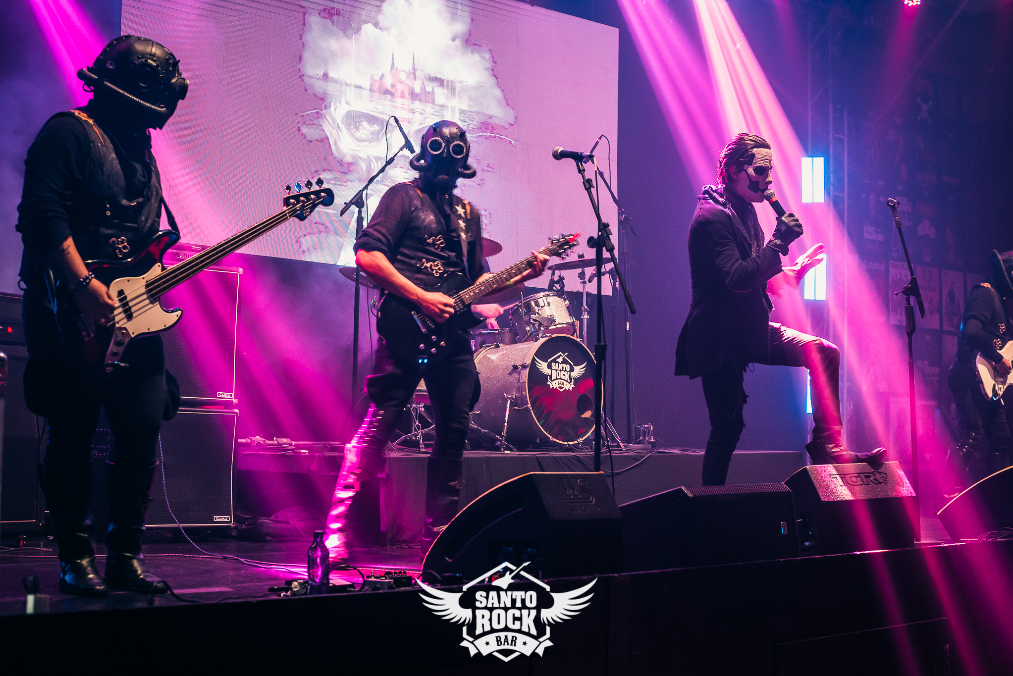 Ghost Cover/ D.A.O.S