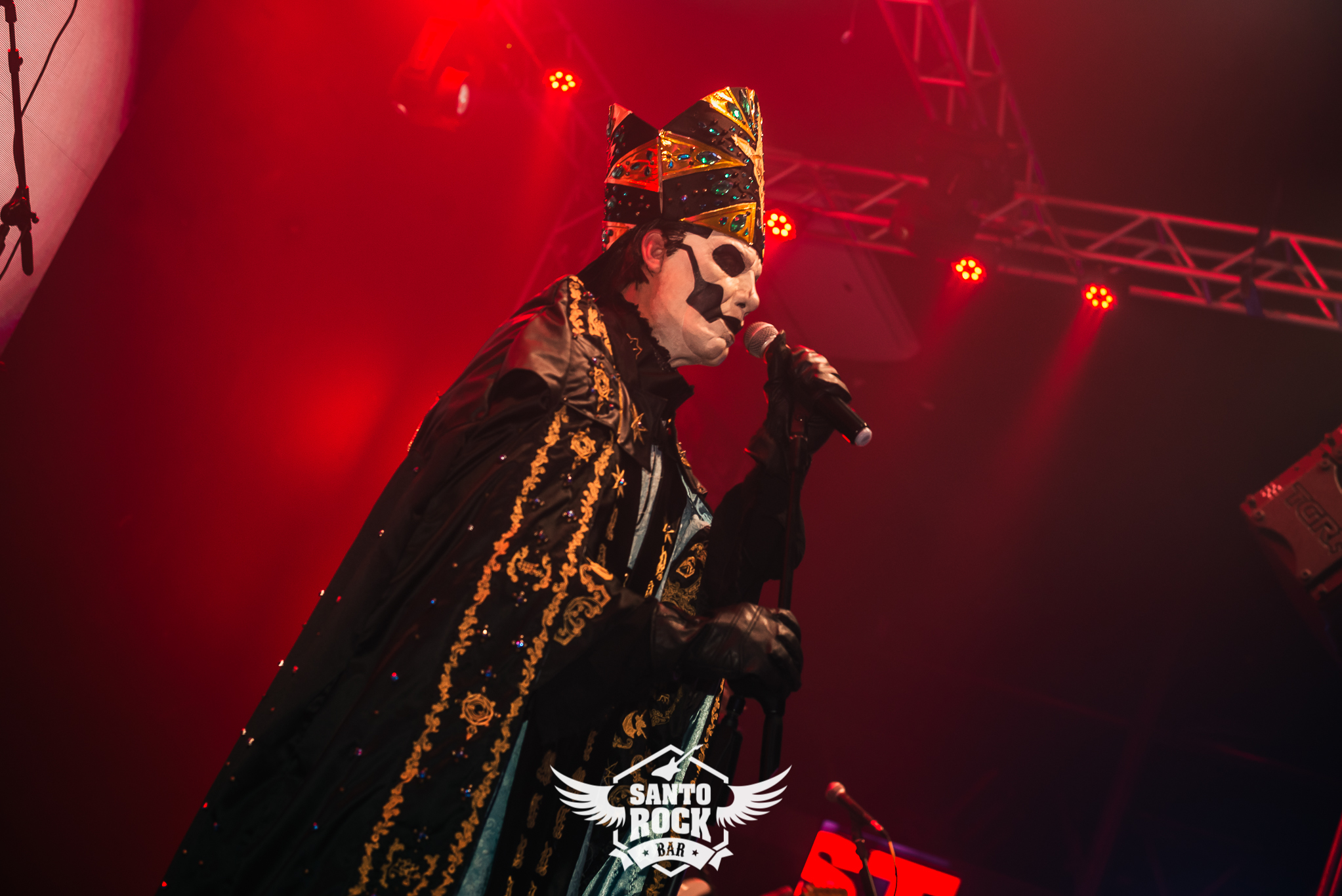 Ghost Cover/ D.A.O.S