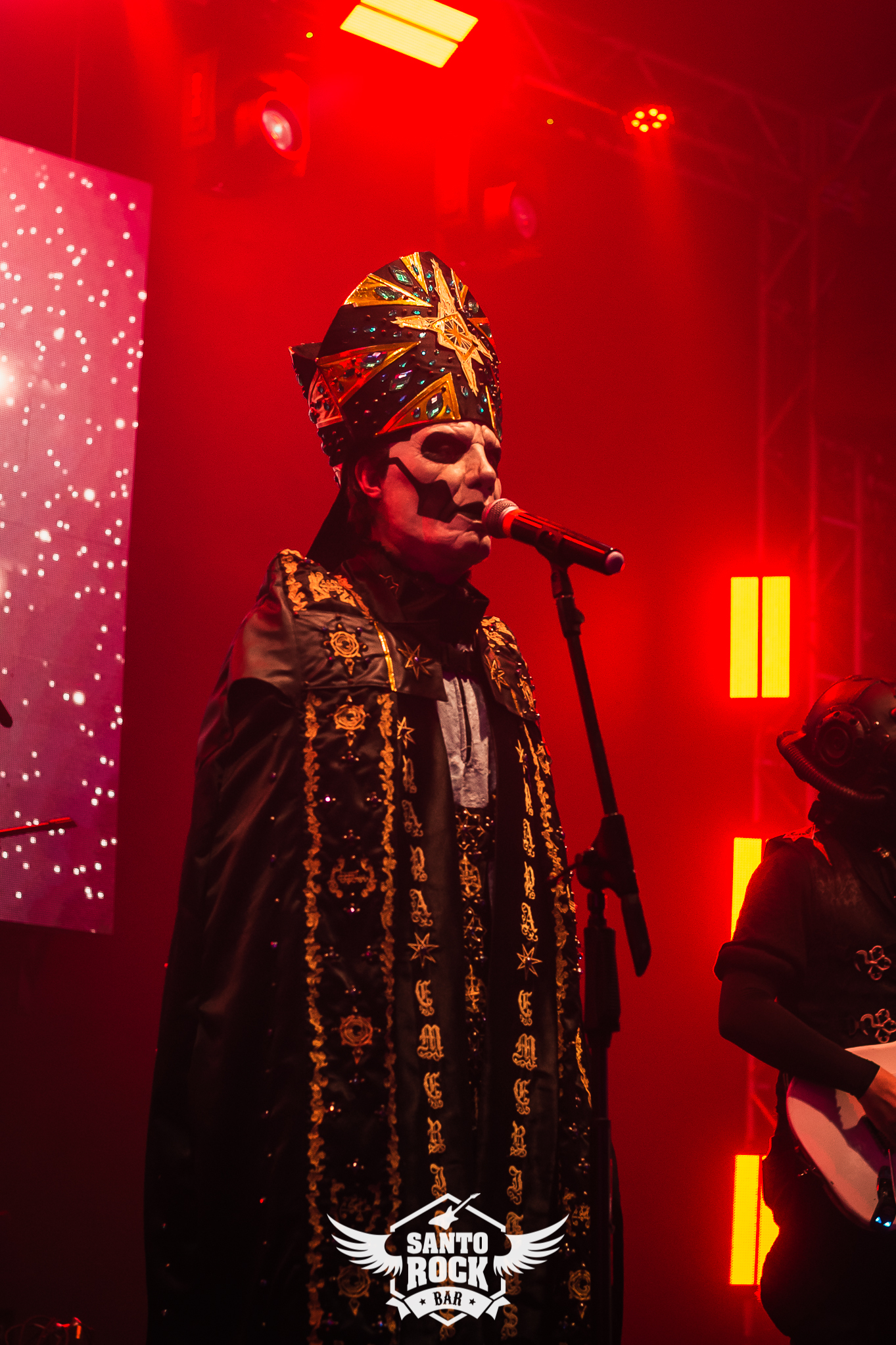 Ghost Cover/ D.A.O.S