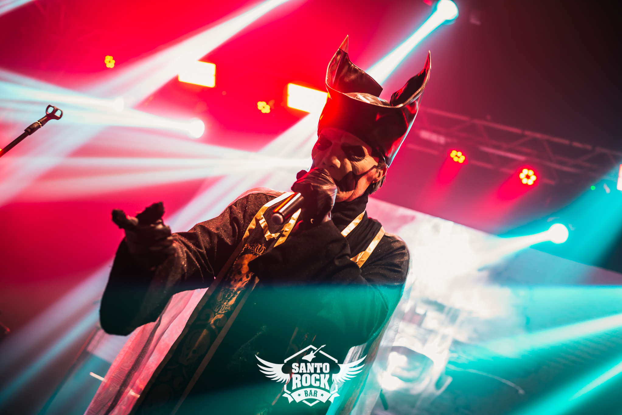 Ghost Cover/ D.A.O.S