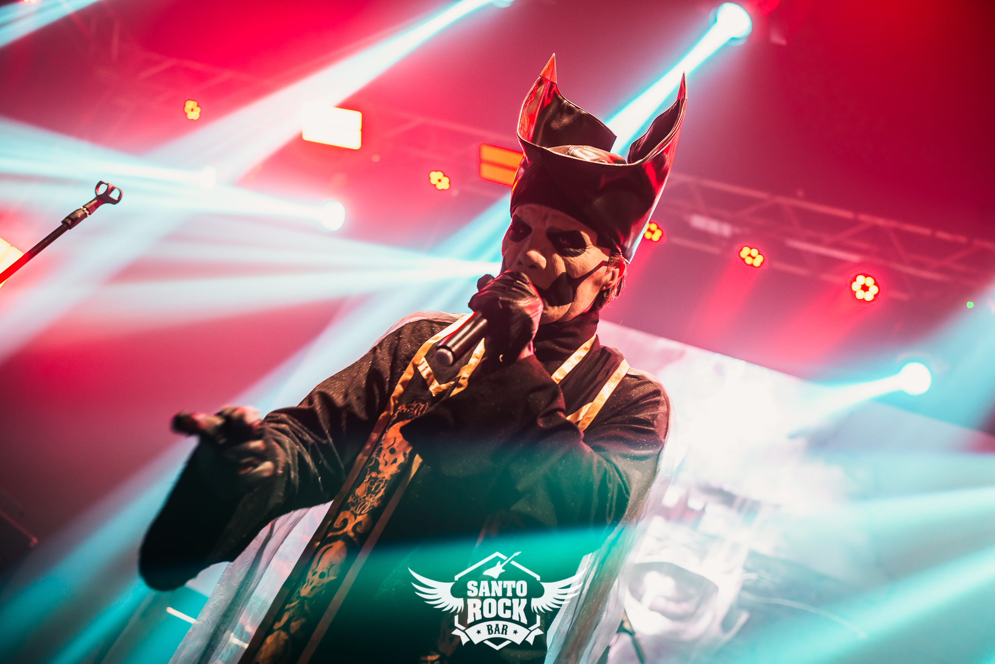 Ghost Cover/ D.A.O.S