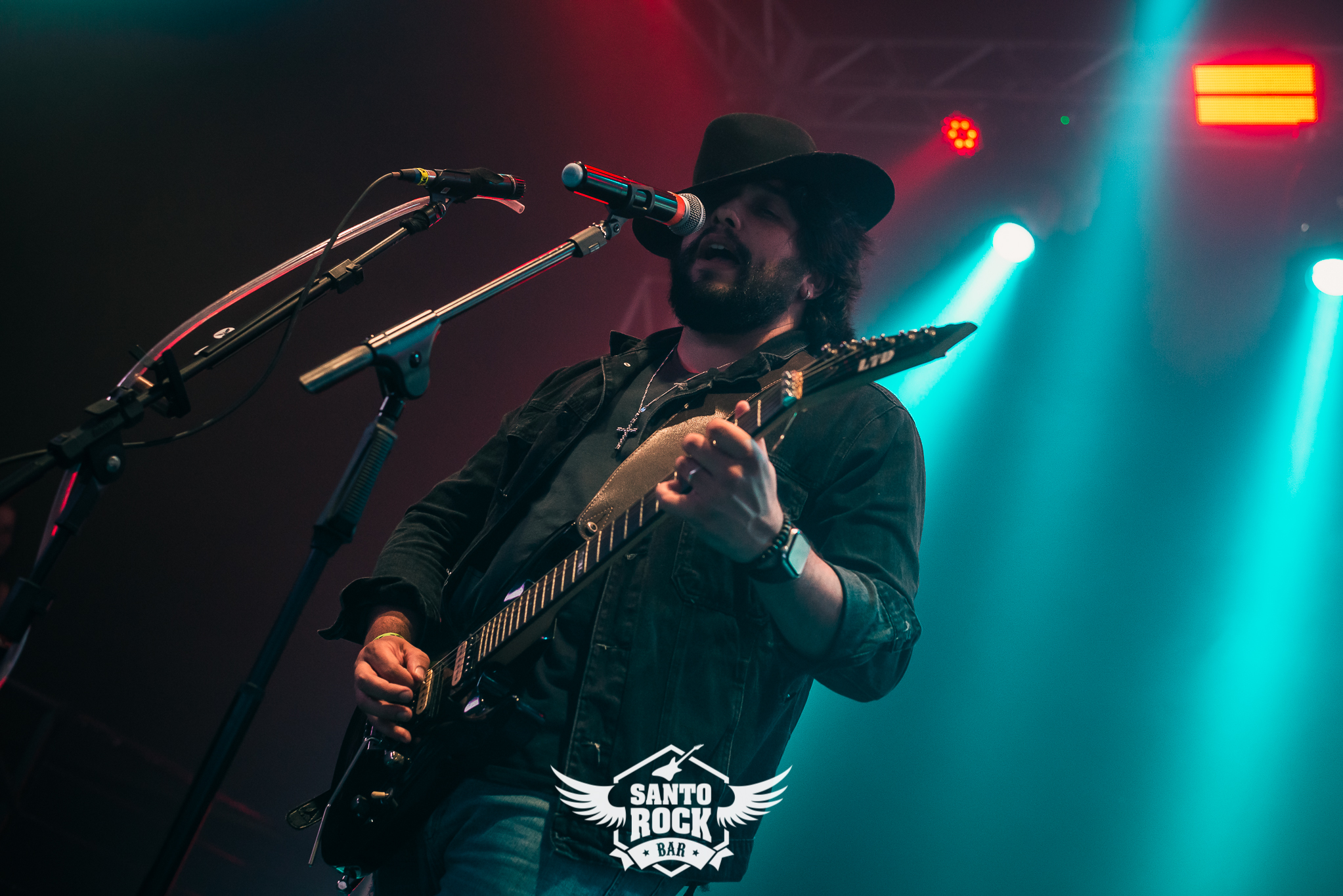 Bon Jovi experience / Use Yours Guns