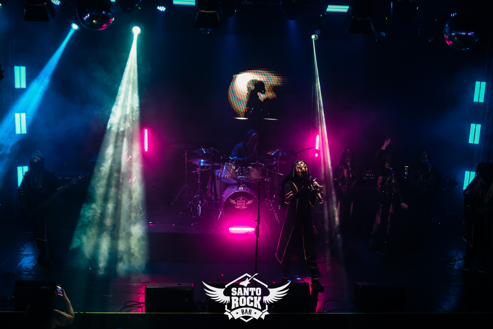 Industriestein / Sleep Token