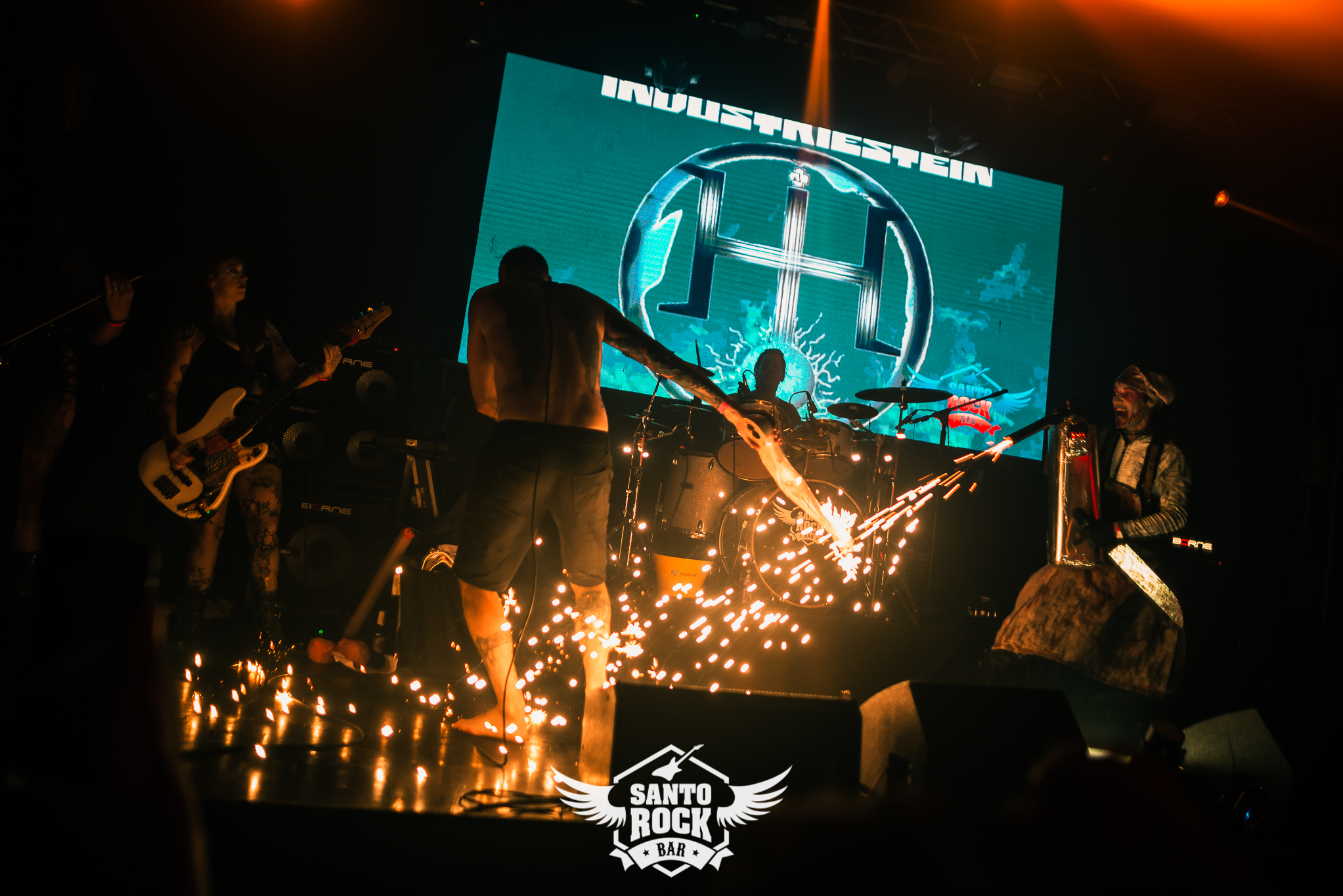 Industriestein / Sleep Token