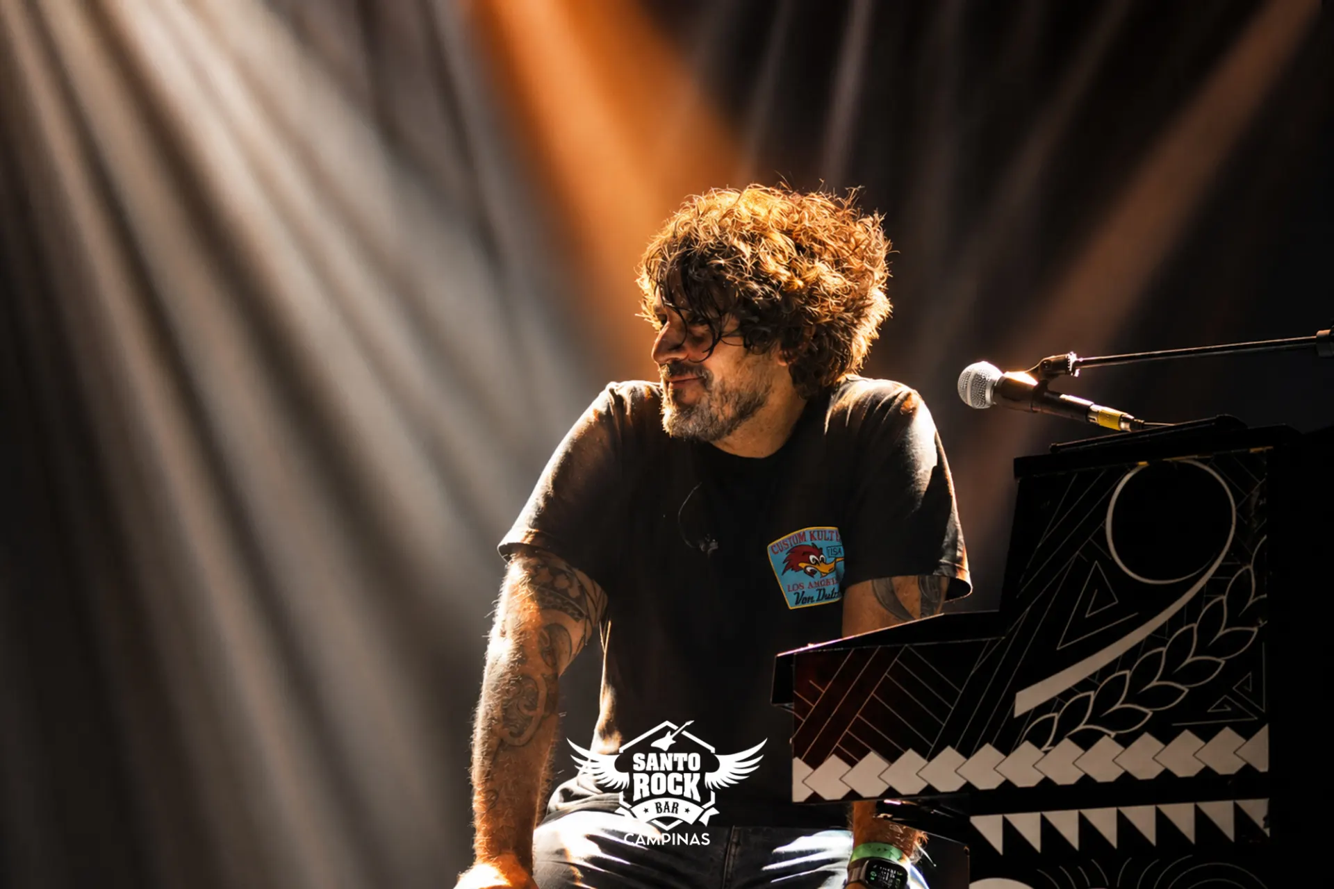 PIANO ROCK