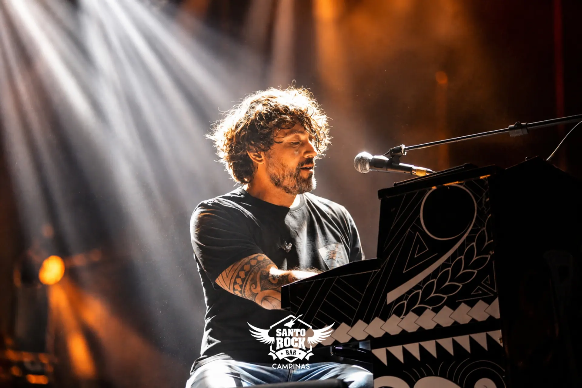 PIANO ROCK