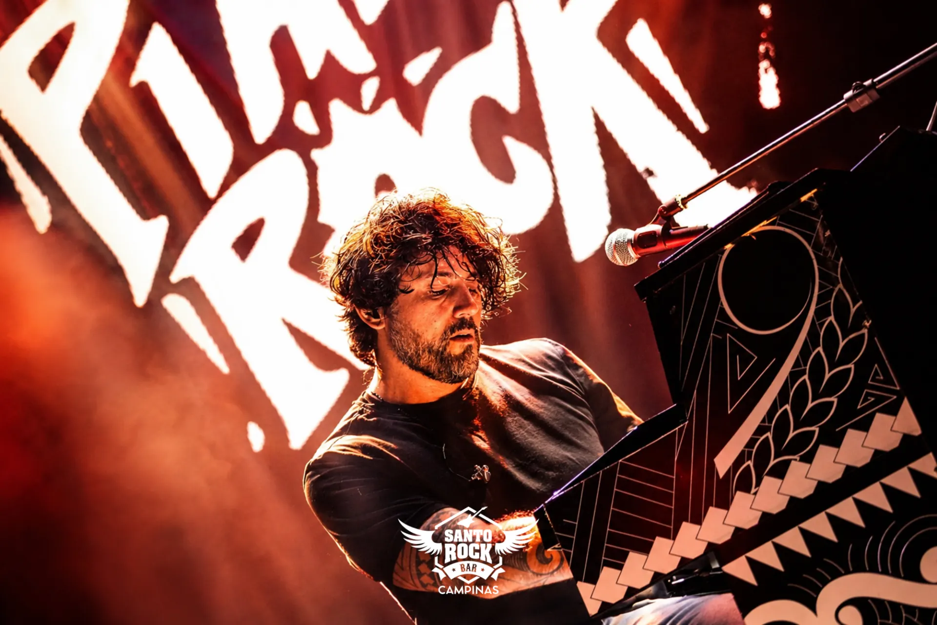 PIANO ROCK
