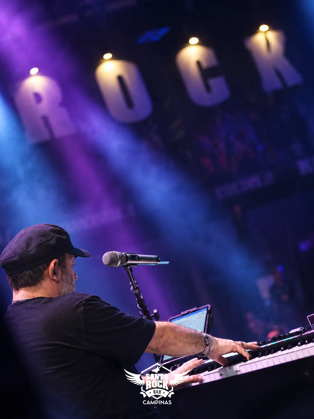 ROCK HITS