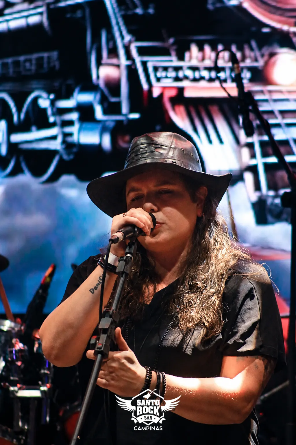 VELHAS VIRGENS E ROCK STORY