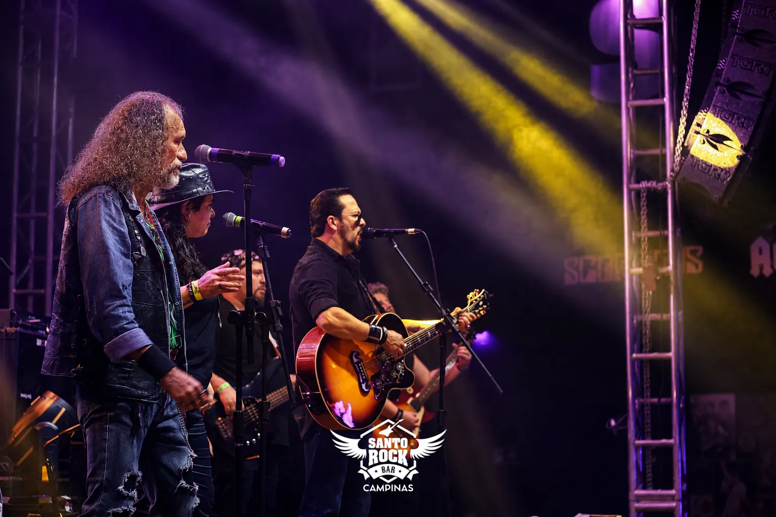VELHAS VIRGENS E ROCK STORY