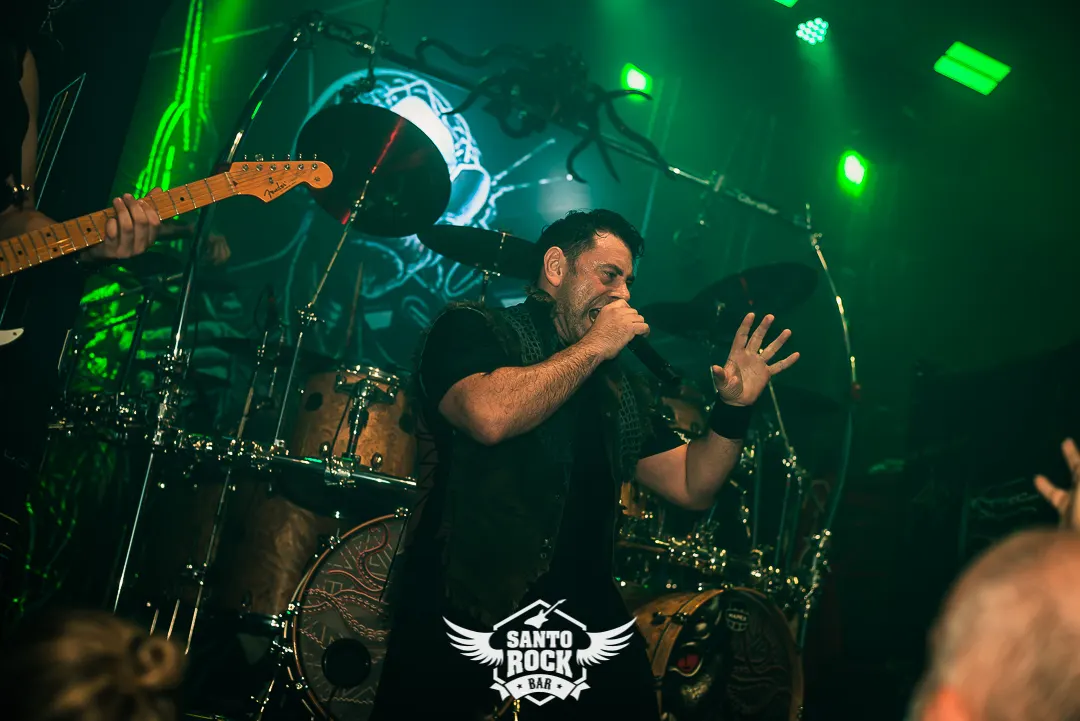 Aquiles Priester / Children Of The Beast