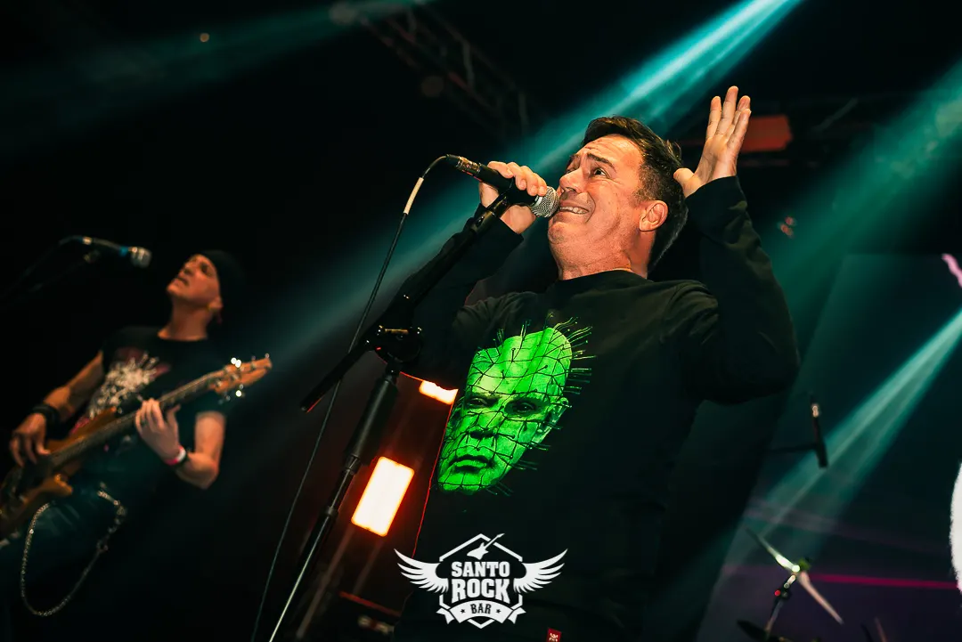 Inocentes / Nao Religiao / Chico Noise