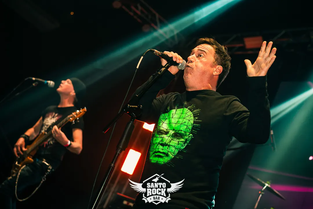 Inocentes / Nao Religiao / Chico Noise