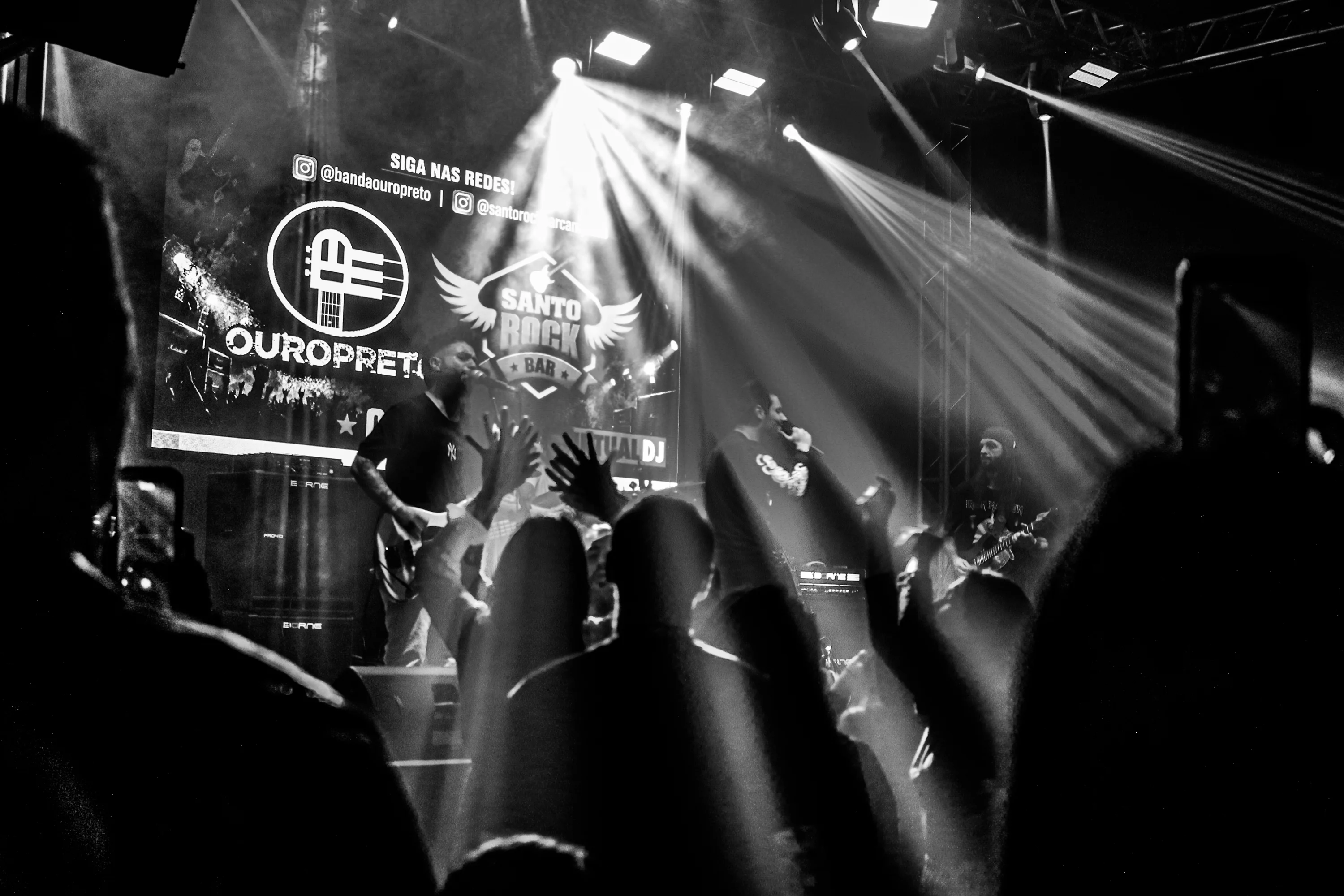 Legião Urbana e Capital Inicial covers